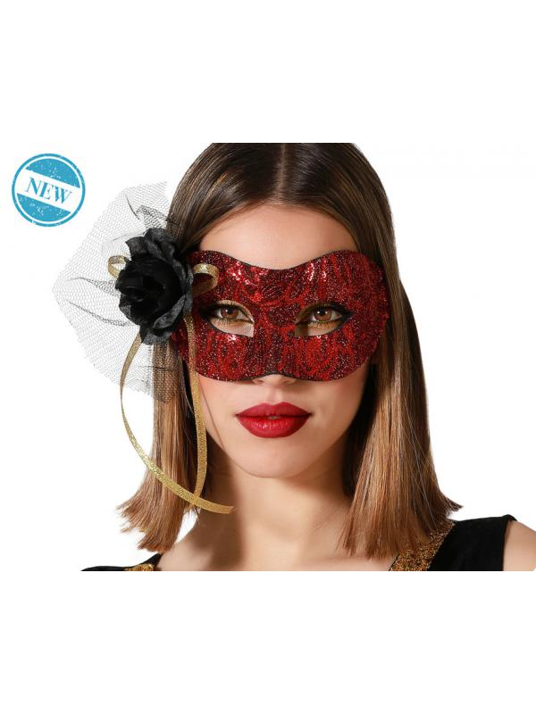 Mujer Con La Máscara Veneciana Del Carnaval De La Mascarada